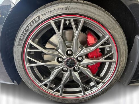 Used 2023 Chevrolet Corvette Stingray Premium Cpe w/ Z51 Performance Package RWD image 9