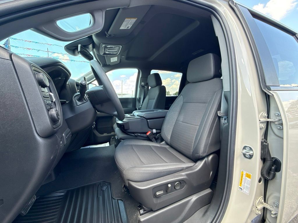 New 2026 Chevrolet Silverado 2500 Custom w/ Custom Value Package AWD/4WD image 13