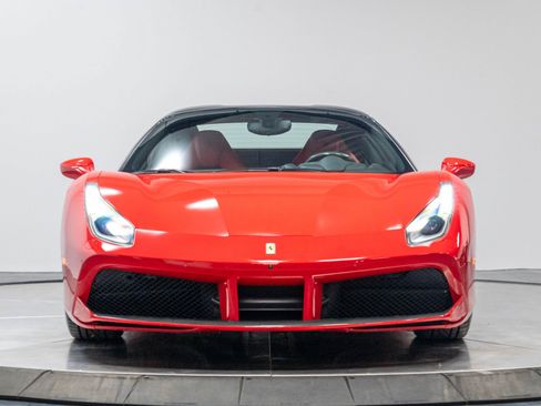 Used 2018 Ferrari 488 Spider RWD image 48