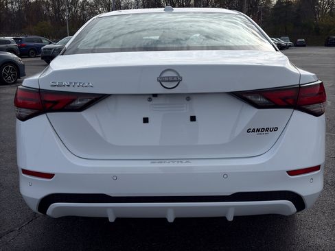 New 2025 Nissan Sentra SV image 7