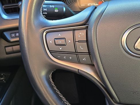 Used 2021 Lexus UX 250h w/ Accessory Package (Z2) image 21