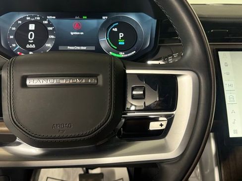 Certified 2025 Land Rover Range Rover Autobiography image 33