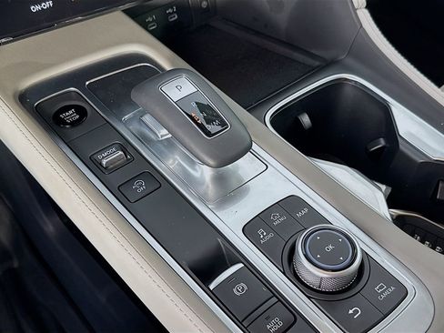 Certified 2026 INFINITI QX60 Luxe w/ Cargo Package FWD image 17