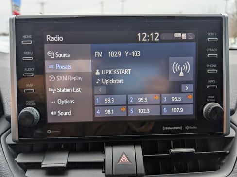 Used 2022 Toyota RAV4 XLE image 23