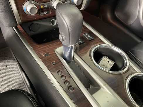 Used 2015 Nissan Pathfinder SL w/ SL Premium Package AWD/4WD image 9