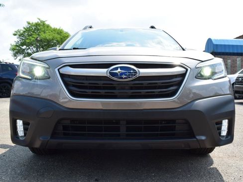 Used 2021 Subaru Outback Premium w/ Tech Package 1 AWD/4WD image 6