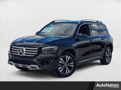 New 2025 Mercedes-Benz GLB 250