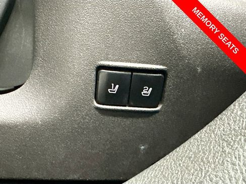 Used 2013 Ford Taurus SHO AWD/4WD image 38