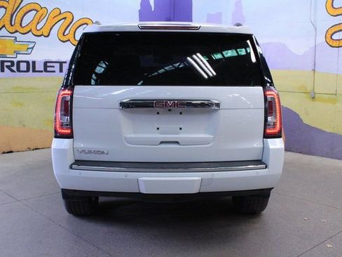 Used 2020 GMC Yukon Denali image 7