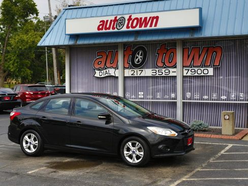 Used 2014 Ford Focus SE FWD image 21