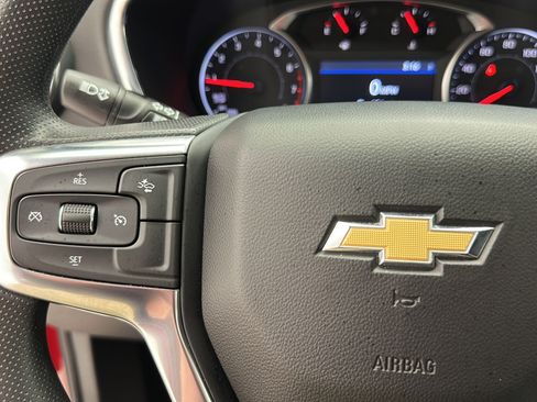 Used 2025 Chevrolet Blazer LT AWD/4WD image 18