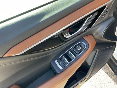 Used 2020 Subaru Outback Touring w/ Popular Package #2 image 17