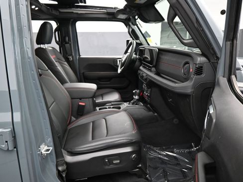 Used 2026 Jeep Wrangler Unlimited Rubicon w/ Xtreme 35 Tire Package image 36