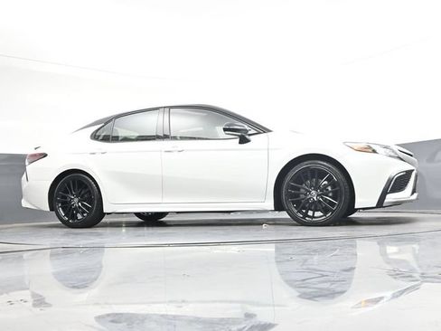 Used 2023 Toyota Camry XSE FWD image 31