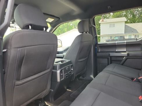 Used 2019 Ford F150 XLT w/ Equipment Group 302A Luxury AWD/4WD image 30