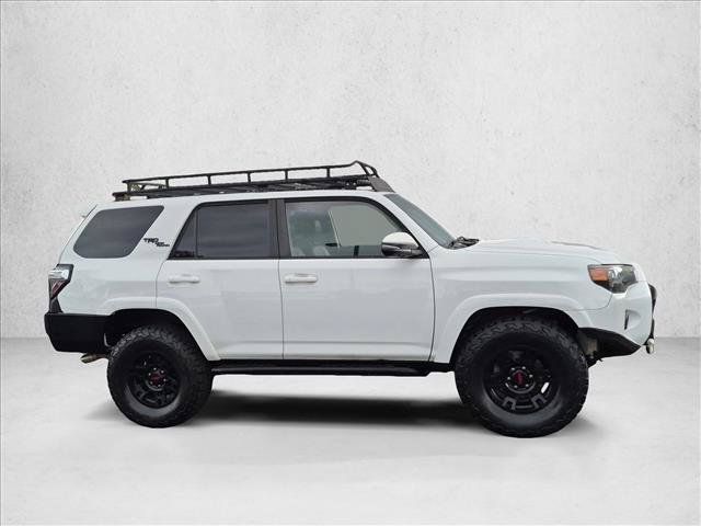 Used 2022 Toyota 4Runner TRD Off-Road Premium AWD/4WD image 4