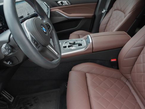 Used 2025 BMW X5 M60i w/ Climate Comfort Package AWD/4WD image 11