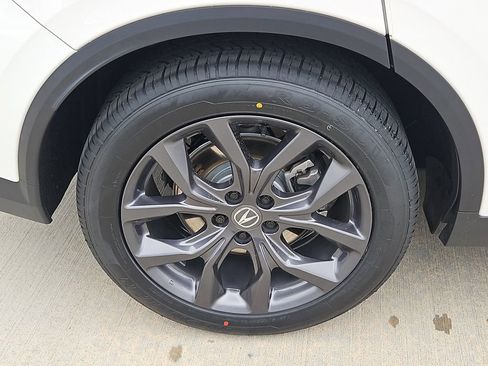 Used 2024 Acura MDX A-Spec image 10