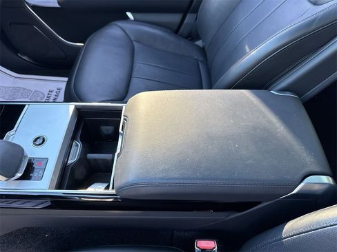Used 2025 Land Rover Range Rover Long Wheelbase Autobiography image 21