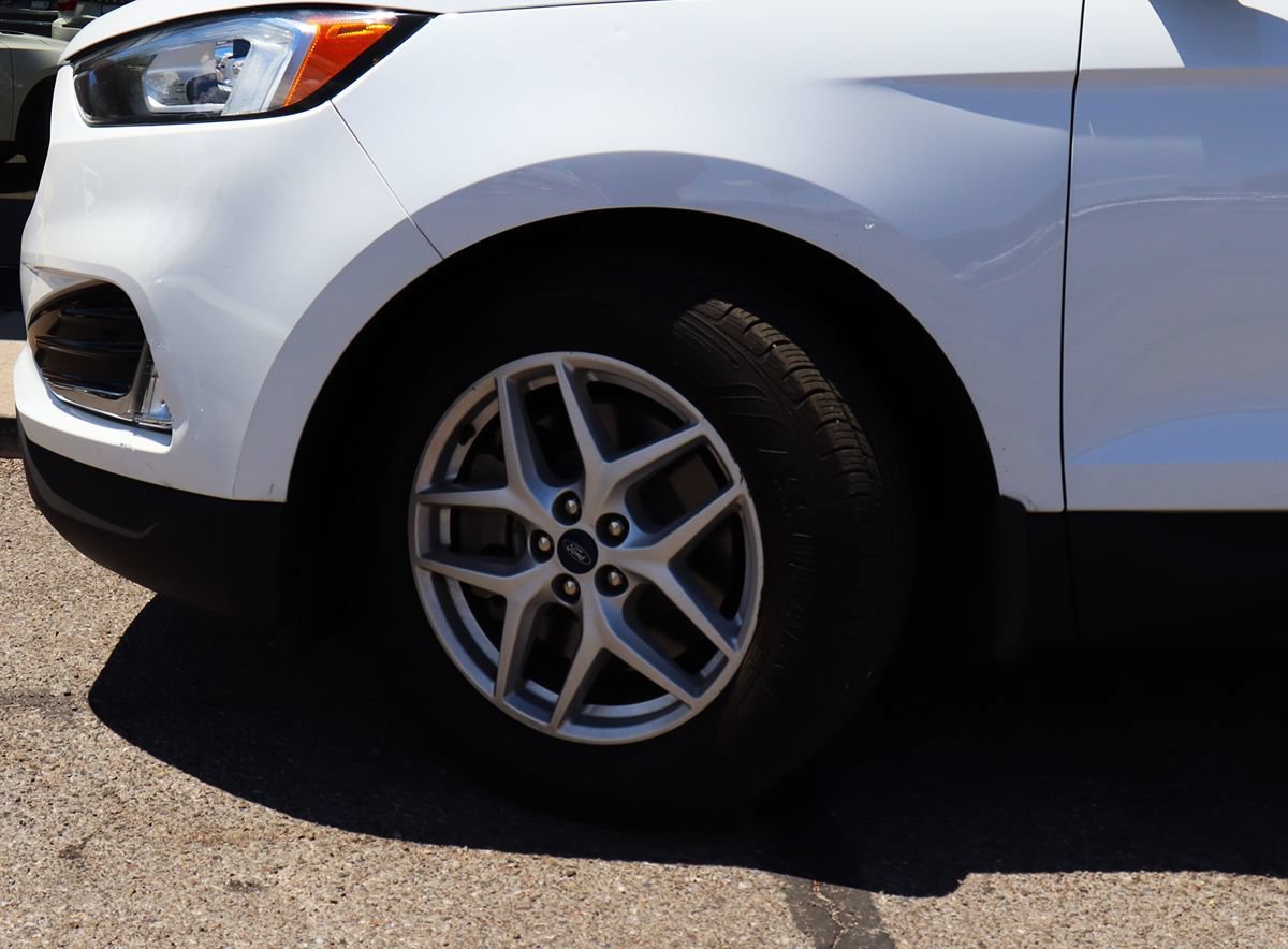 Used 2021 Ford Edge SEL FWD image 5