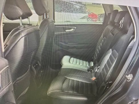 Used 2024 Ford Edge SEL AWD/4WD image 8