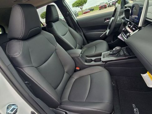 New 2026 Toyota Corolla Cross XLE image 10
