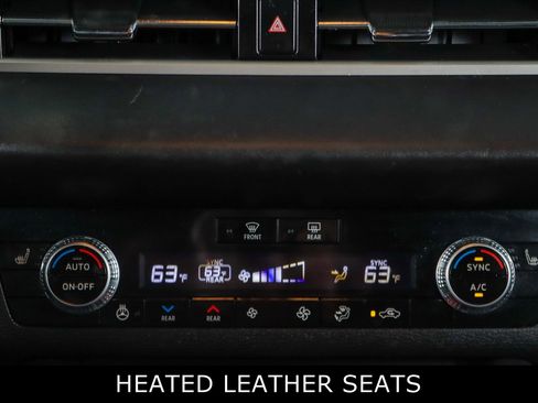 Used 2023 Mitsubishi Outlander SEL image 20