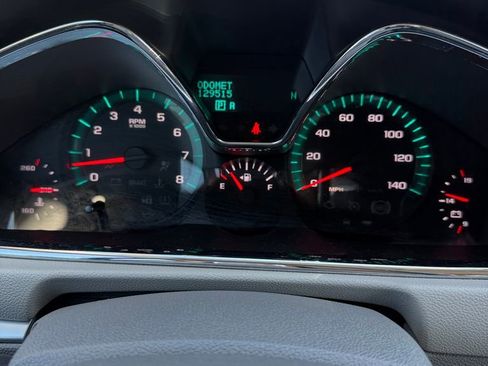 Used 2015 Chevrolet Traverse LS AWD/4WD image 23