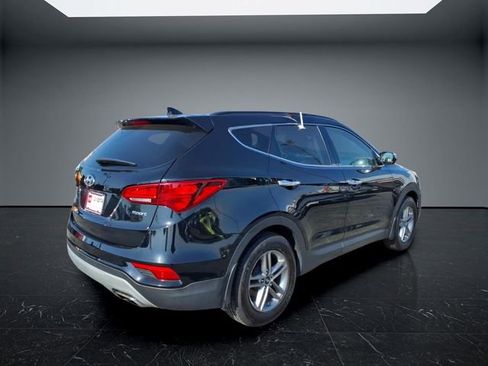 Used 2018 Hyundai Santa Fe Sport FWD image 3