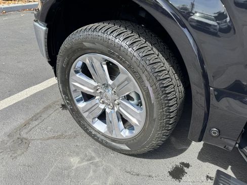 Used 2019 Ford F150 King Ranch w/ Equipment Group 601A Luxury AWD/4WD image 9