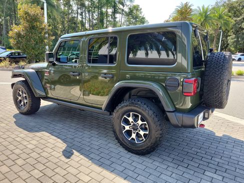 Used 2021 Jeep Wrangler Unlimited Rubicon AWD/4WD image 2