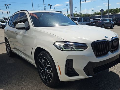 Used 2024 BMW X3 xDrive30i w/ M Sport Package AWD/4WD image 6