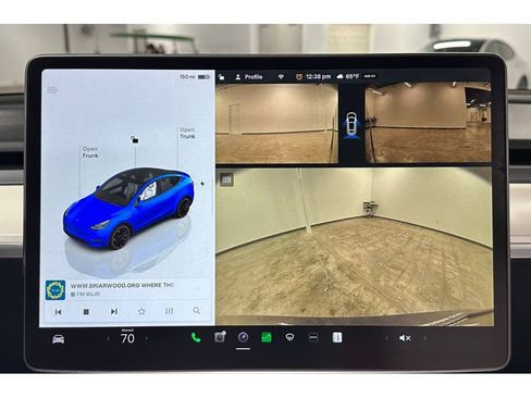 Used 2025 Tesla Model Y Performance image 33