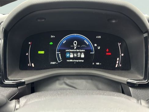 Used 2025 Toyota Camry LE image 25