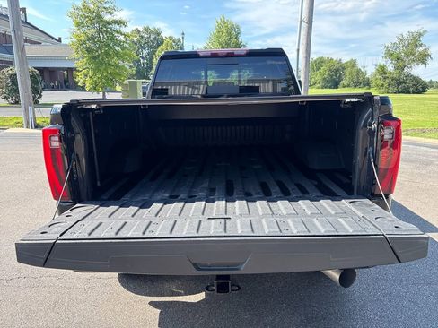 Used 2024 GMC Sierra 2500 Denali Ultimate AWD/4WD image 48