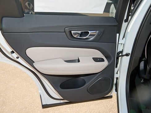 New 2026 Volvo XC60 B5 Plus w/ Protection Package Premier image 17