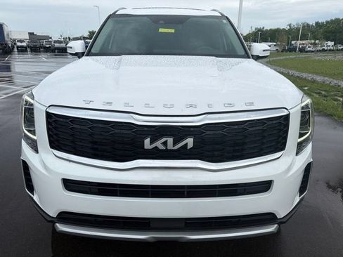 Used 2022 Kia Telluride S AWD/4WD image 3