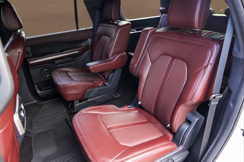 Used 2023 Ford Expedition Limited RWD image 25