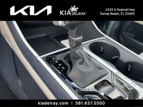 New 2026 Kia Carnival SX FWD image 24