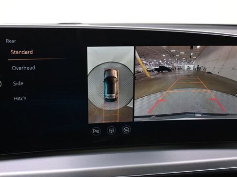 Certified 2024 Cadillac Lyriq Luxury AWD/4WD image 29