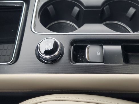 New 2026 Lincoln Corsair Reserve image 24