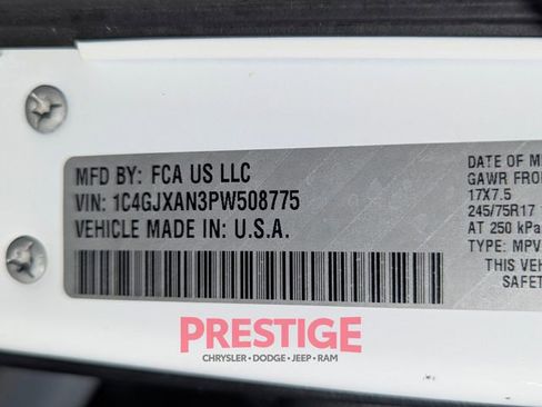 Used 2023 Jeep Wrangler Sport image 37