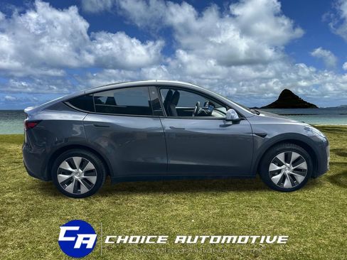 Used 2023 Tesla Model Y Long Range AWD/4WD image 8