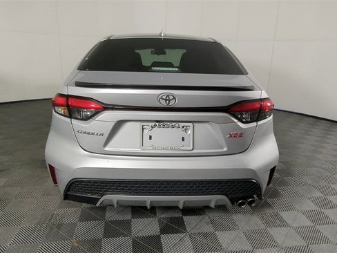 Used 2022 Toyota Corolla XSE image 6
