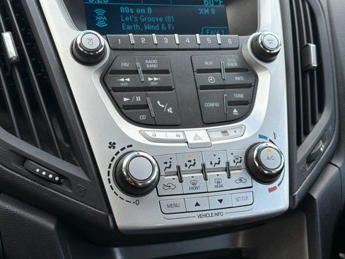 Used 2013 Chevrolet Equinox LS FWD image 17