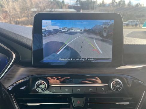 Used 2020 Ford Escape Titanium image 20