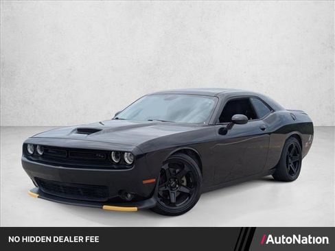 Used 2022 Dodge Challenger R/T w/ Blacktop Package RWD image 1