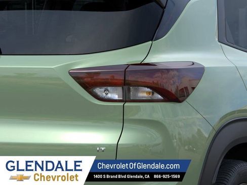 New 2026 Chevrolet TrailBlazer LT w/ Midnight Edition FWD image 11