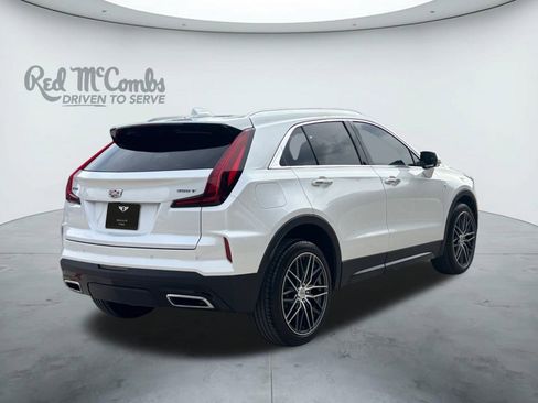 Used 2024 Cadillac XT4 Premium Luxury image 5