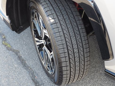 Used 2025 Toyota RAV4 XSE image 8